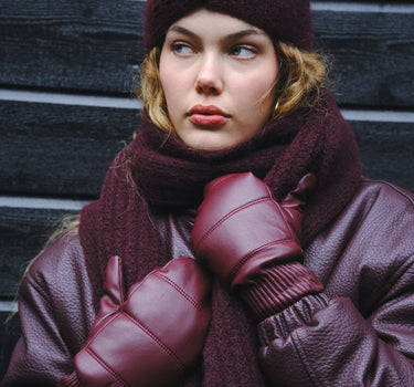 TILTIL Puffy Mittens PU Bordeaux