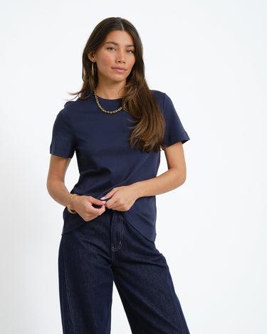 Aware Naima O-Neck T-Shirt Noos Dark Sapphire - Things I Like Things I Love