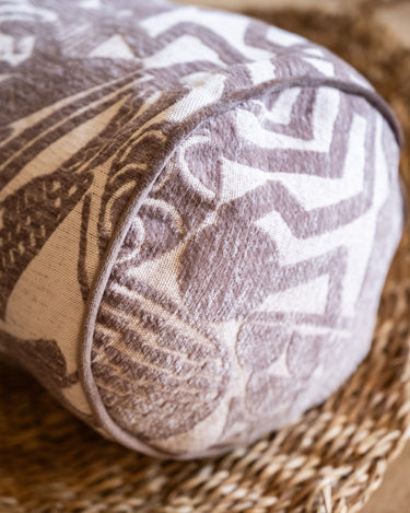 Bolster Kussen Indy Taupe - Things I Like Things I Love