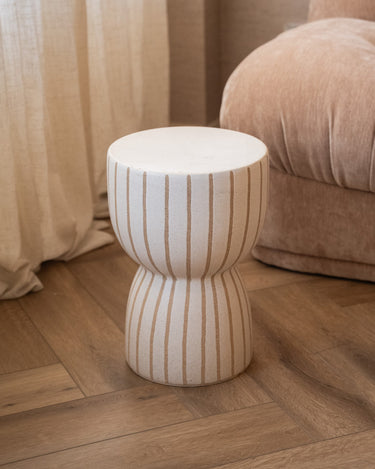Ceramic Stool Finara Matte - Things I Like Things I Love