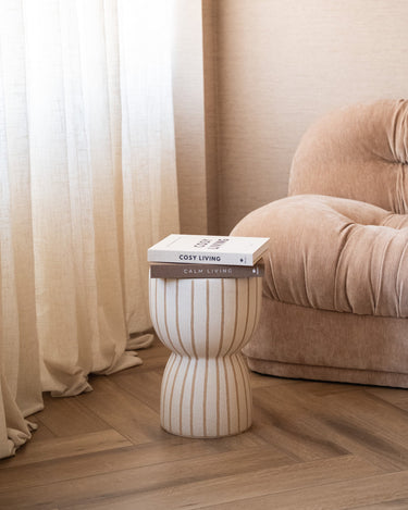 Ceramic Stool Finara Matte - Things I Like Things I Love