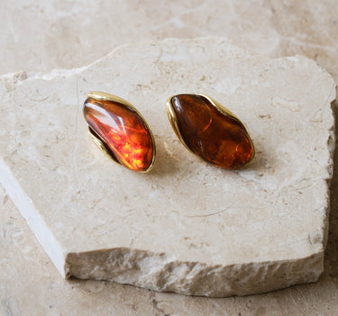 Classic Caramel Stud Gold - Things I Like Things I Love