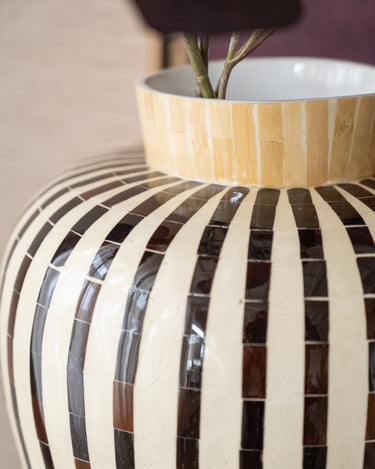 Deco Vaas Leo Gestreept - Things I Like Things I Love
