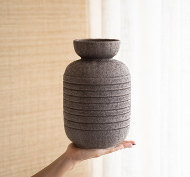 Deco Vase Arpino Ceramic - Things I Like Things I Love