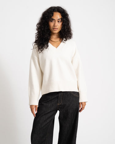 Elsa V-Neck Knit Cloud Dancer - Things I Like Things I Love