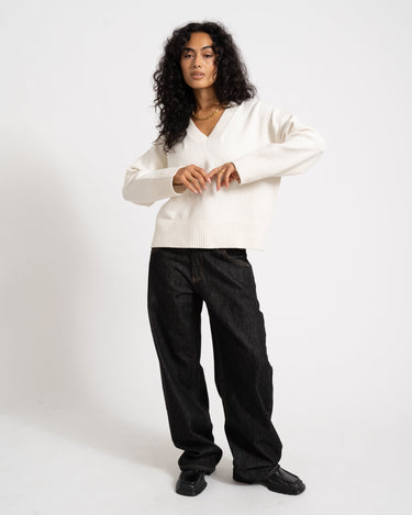 Elsa V-Neck Knit Cloud Dancer - Things I Like Things I Love
