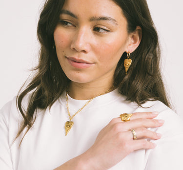 Necklace Eye of Love Gold - Things I Like Things I Love