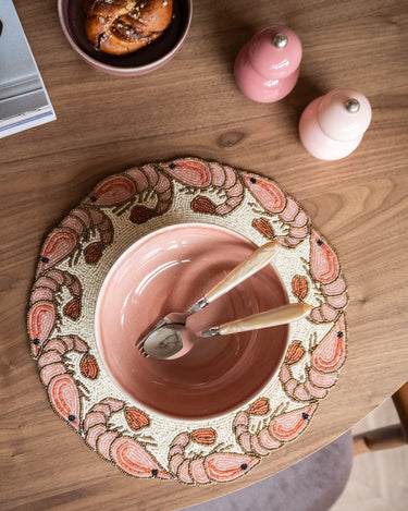 Placemat Beaded Prawns Round - Things I Like Things I Love