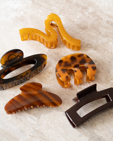 TILTIL Elly Claw Clip Shimmer Bruin - Things I Like Things I Love