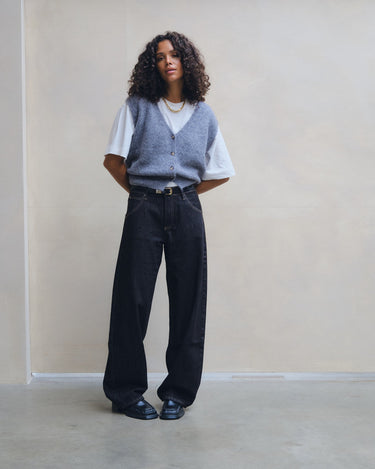 TILTIL Joa Barrel Jeans Rinse Brown Stitch - Things I Like Things I Love