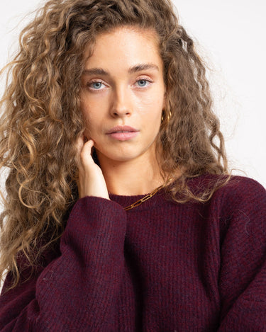 TILTIL Milana Crew Pullover Burgundy - Things I Like Things I Love