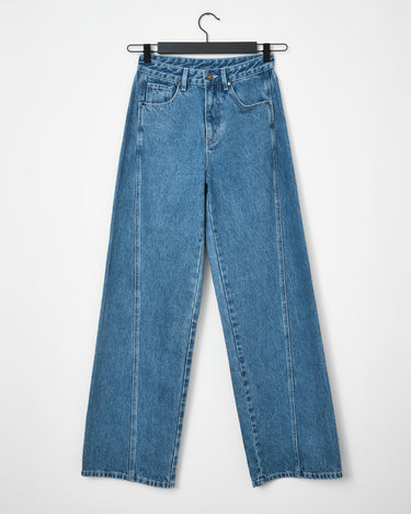 TILTIL Missy Relaxed Seam Jeans Blue - Things I Like Things I Love
