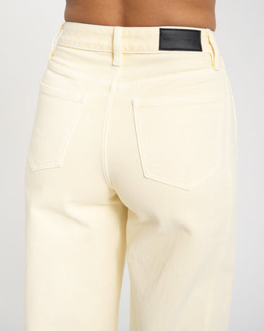 TILTIL Missy Relaxed Seam Jeans Butter Yellow - Things I Like Things I Love
