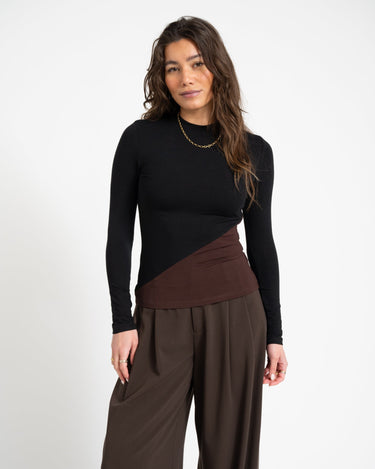 TILTIL Nela High Neck Longsleeve Black Brown - Things I Like Things I Love