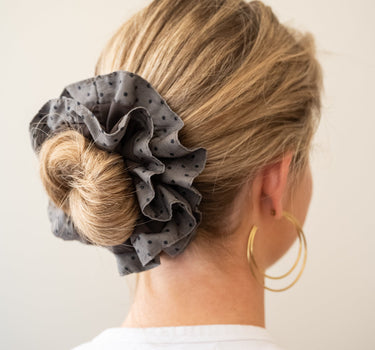 TILTIL Plain Polkadot Scrunchie Bruin - Things I Like Things I Love