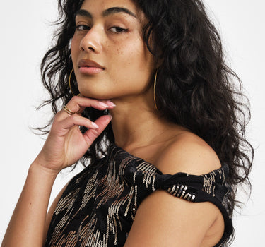 TILTIL Rapha Off Shoulder Sequins Top Black - Things I Like Things I Love