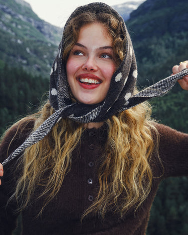 TILTIL Sara Triangle Polkadot Scarf Bruin - Things I Like Things I Love