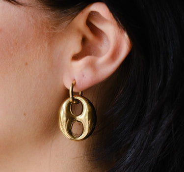 TILTIL Set van 2 Coffee Bean Dangle Earrings Goud - Things I Like Things I Love