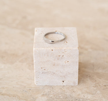 TILTIL Small Signet Ring Zilver - Things I Like Things I Love