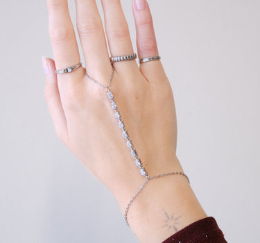 Zircon Tennis Hand Chain Zilver - Things I Like Things I Love